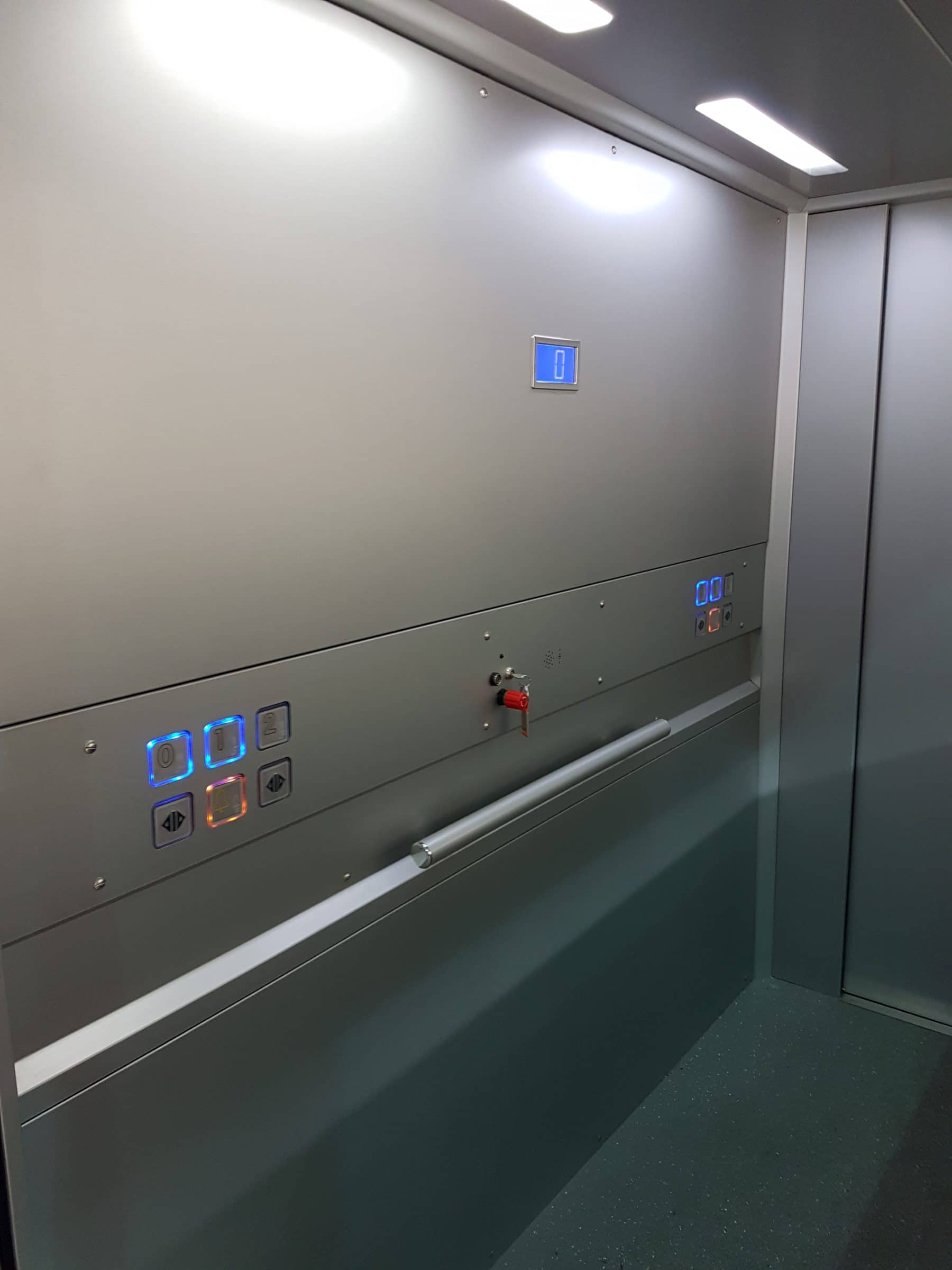 Gartec 8000 Hydraulic Cabin Stretcher Lift Gartec Lifts