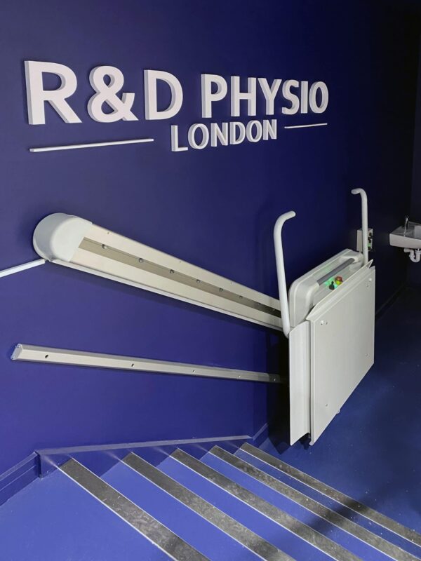 External Wheelchair Platform Lifts EnergyEfficient & Outdoor